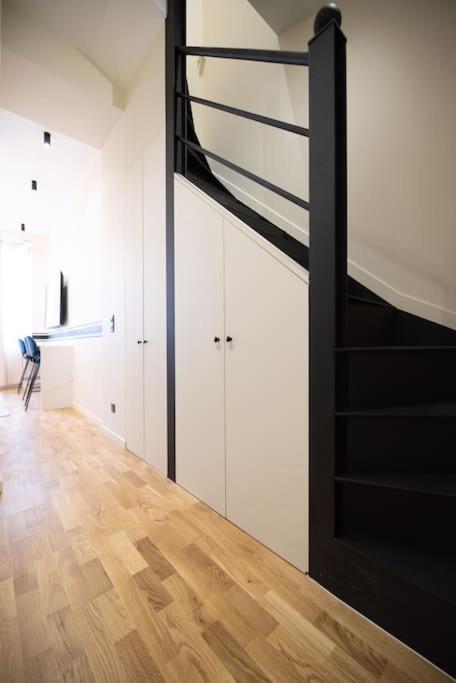 Appartement Lovely Flat In Eiffel Tower Area *